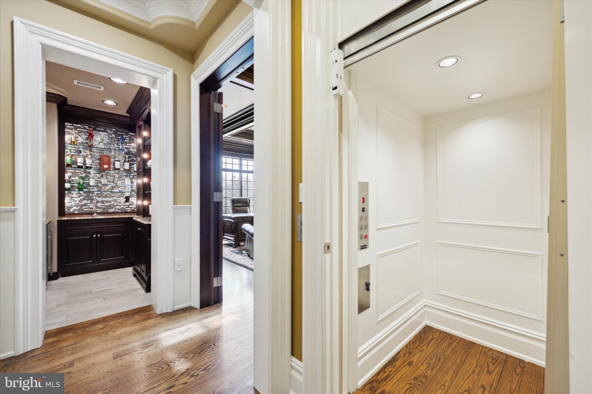 1321 Gypsy Hill ROAD