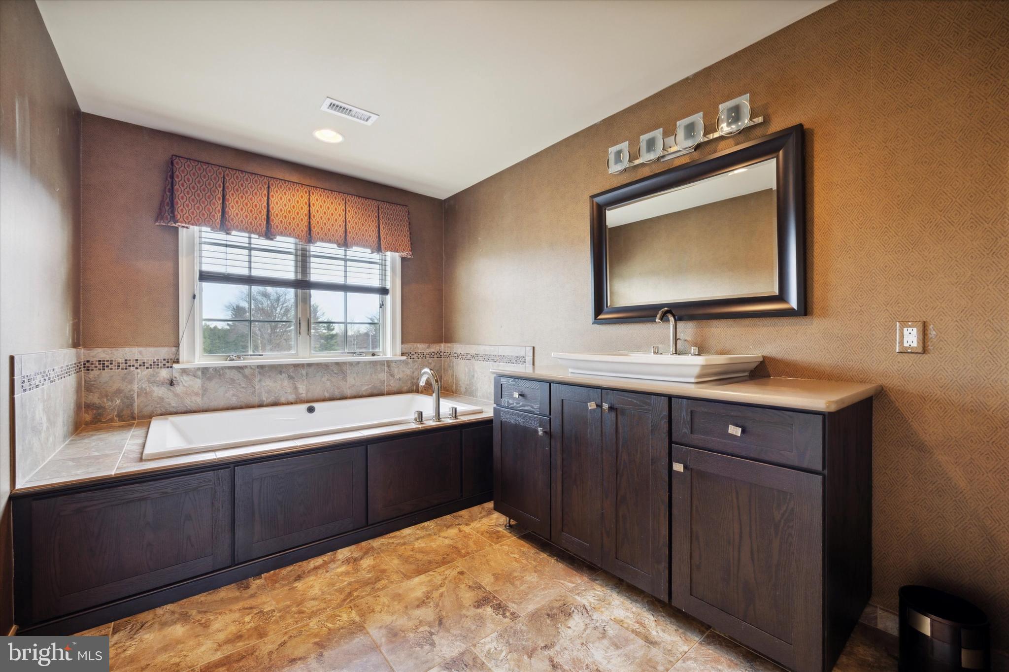 1321 Gypsy Hill ROAD