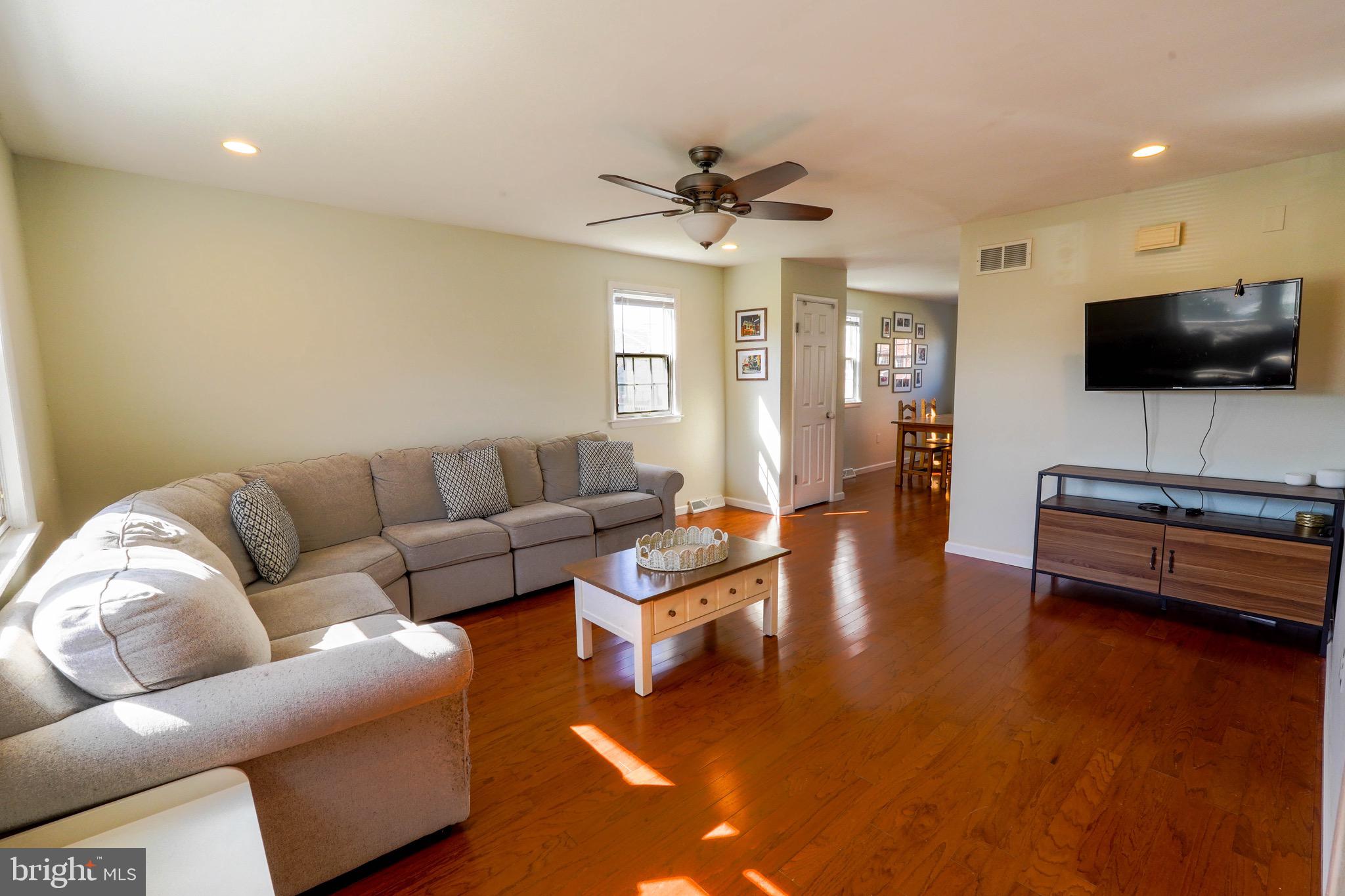 278 S Spring Garden St