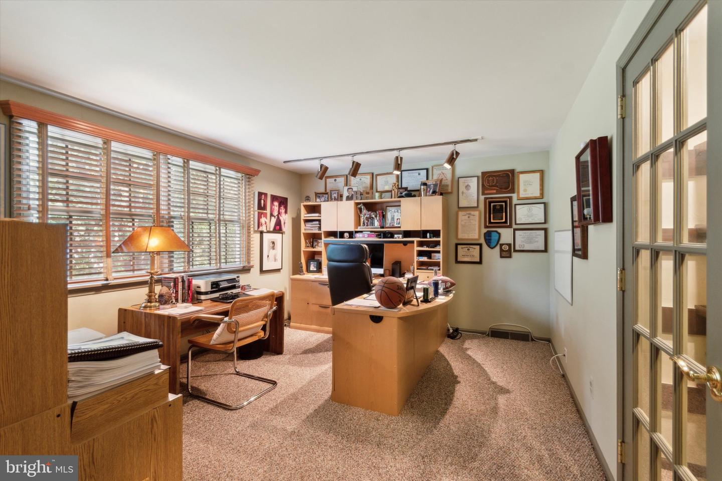 1722 Benjamin Dr
