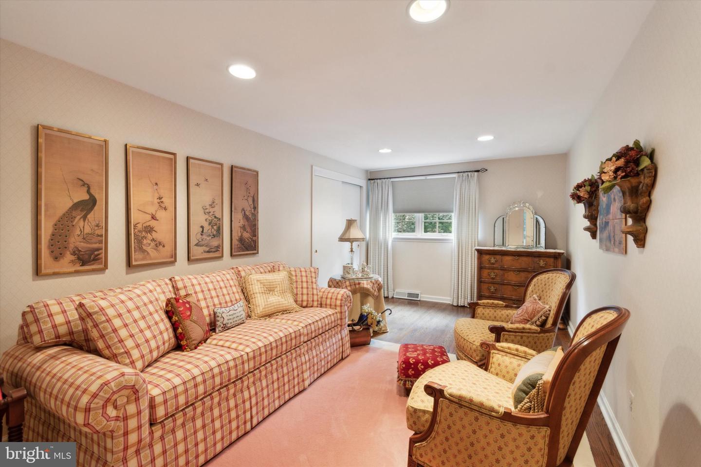 1722 Benjamin Dr