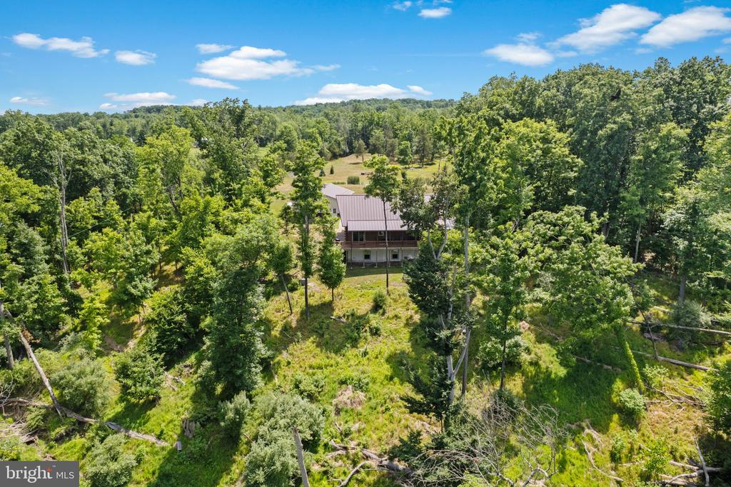 101 Colonial Dr