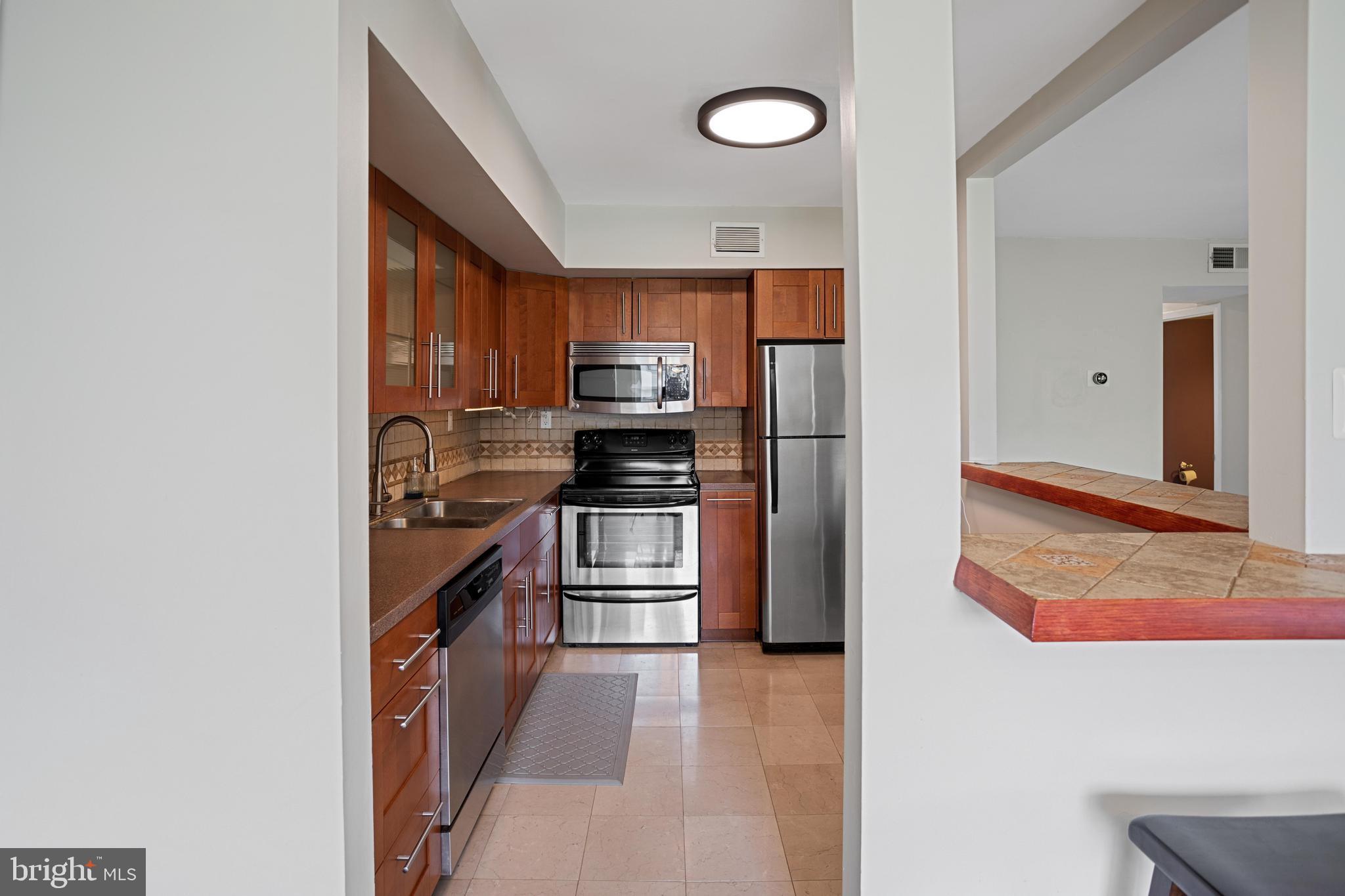 708 Continental Dr #Condo 240