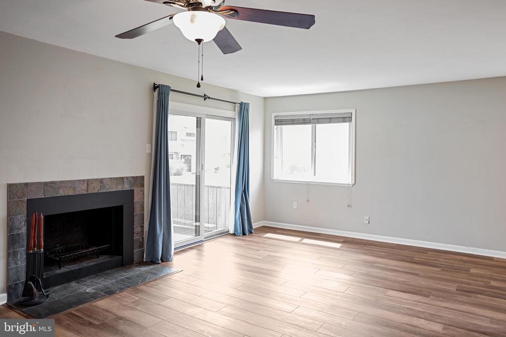 708 Continental Dr #Condo 240
