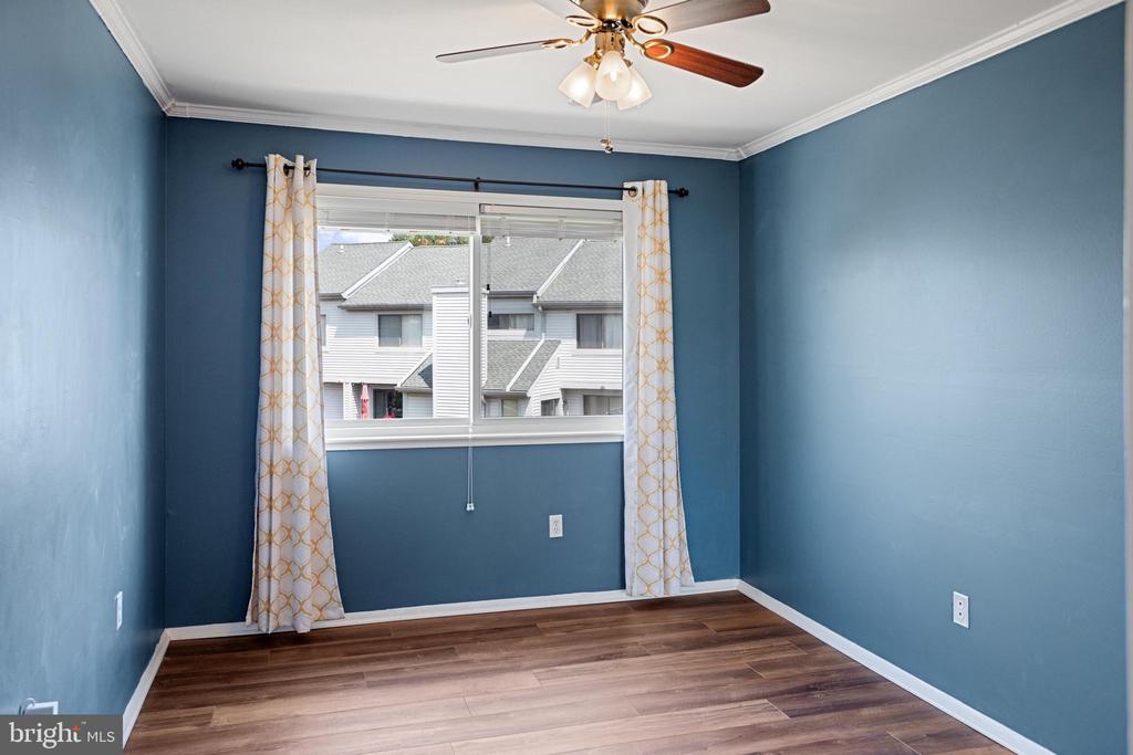 708 Continental Dr #Condo 240