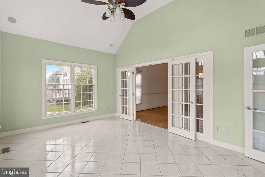 125 Sawgrass Dr