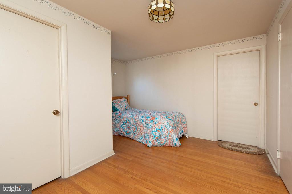 85 Manor Pl