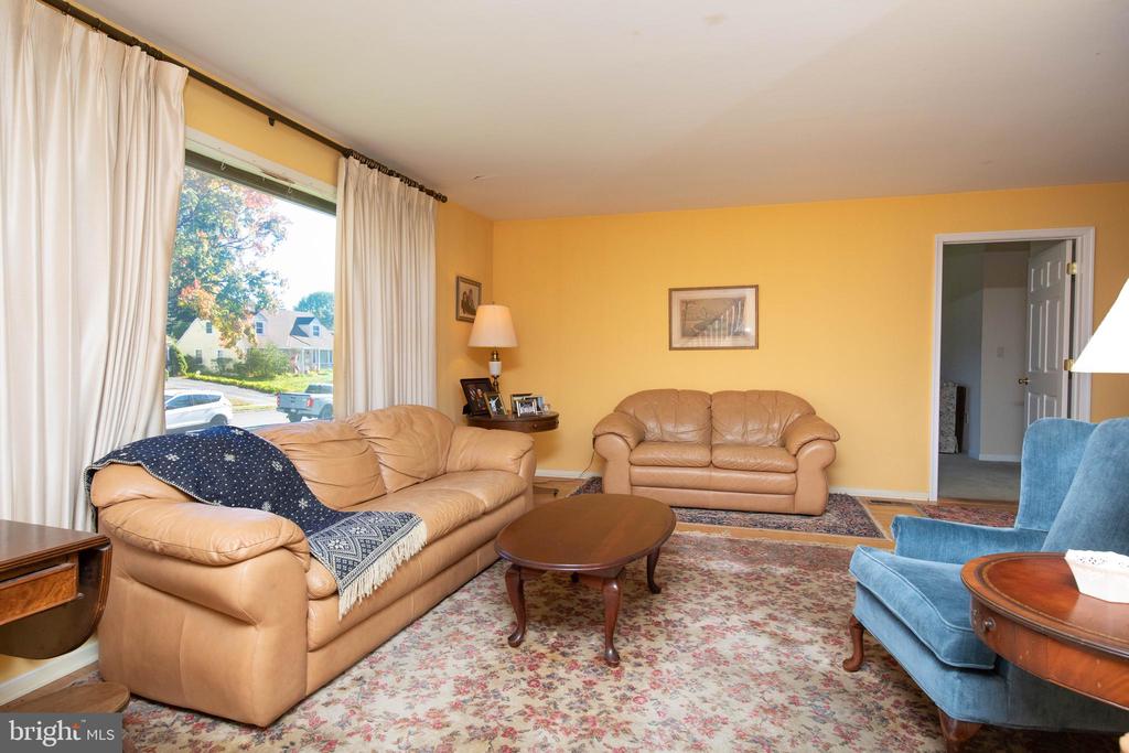 85 Manor Pl