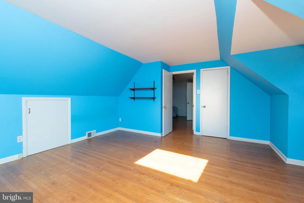 85 Manor Pl