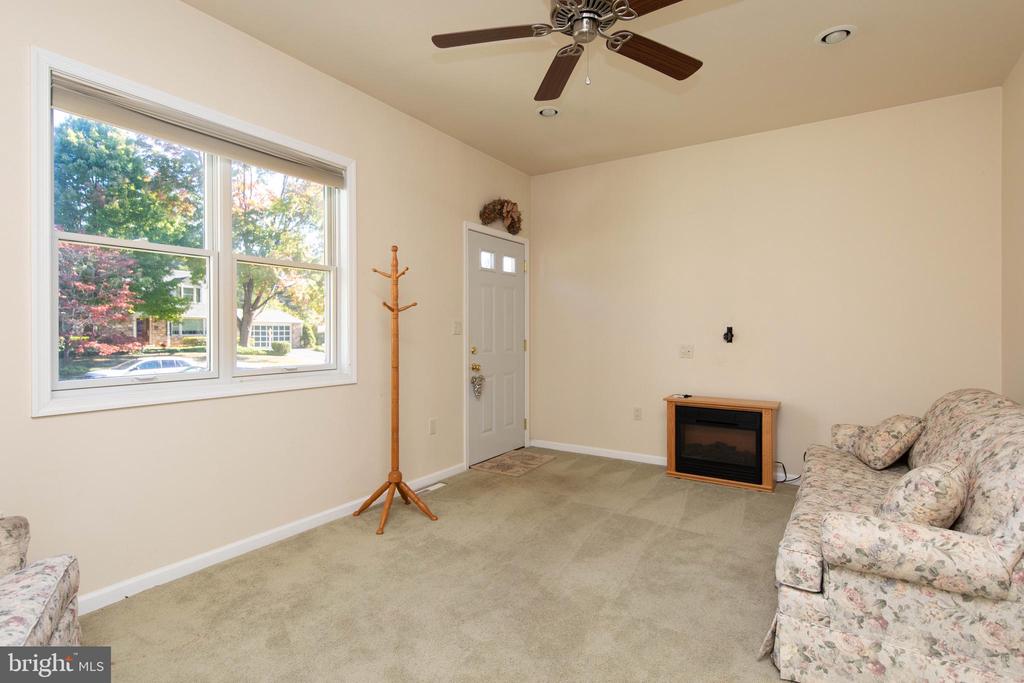 85 Manor Pl