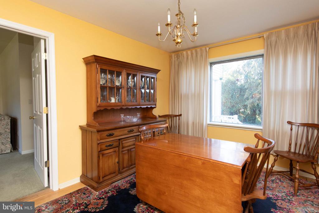 85 Manor Pl