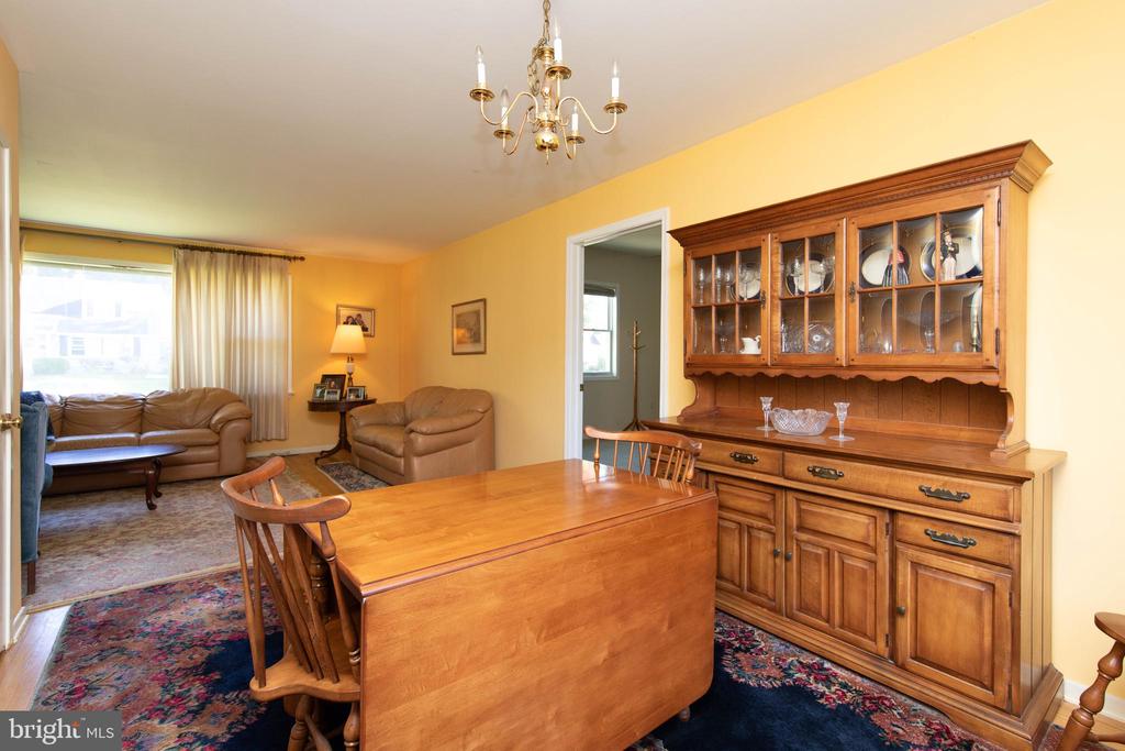 85 Manor Pl