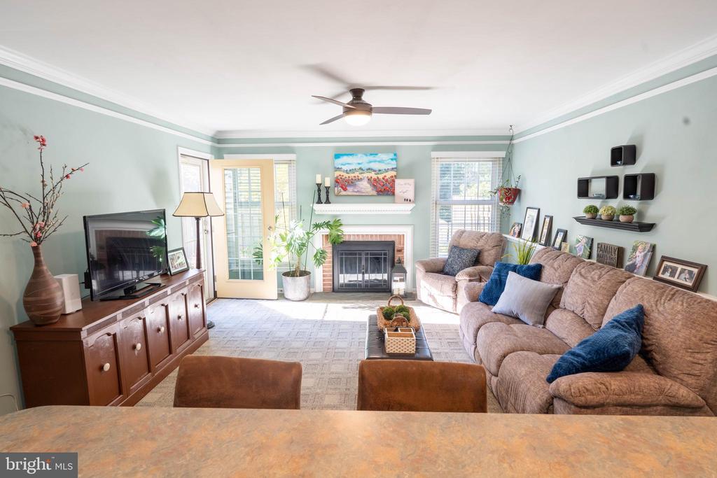 271 Almwich Pl