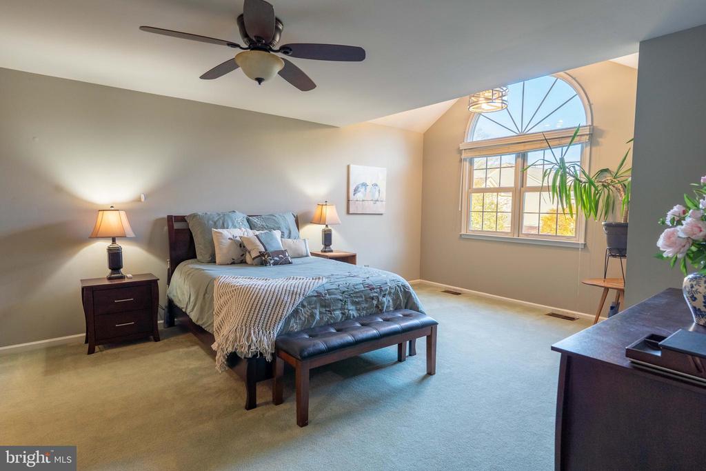 271 Almwich Pl
