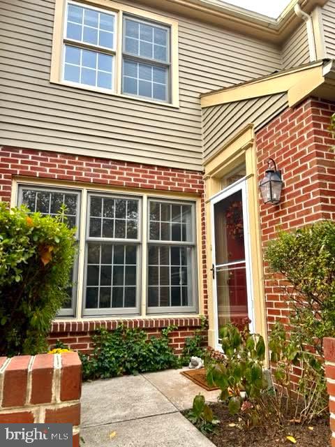 271 Almwich Pl