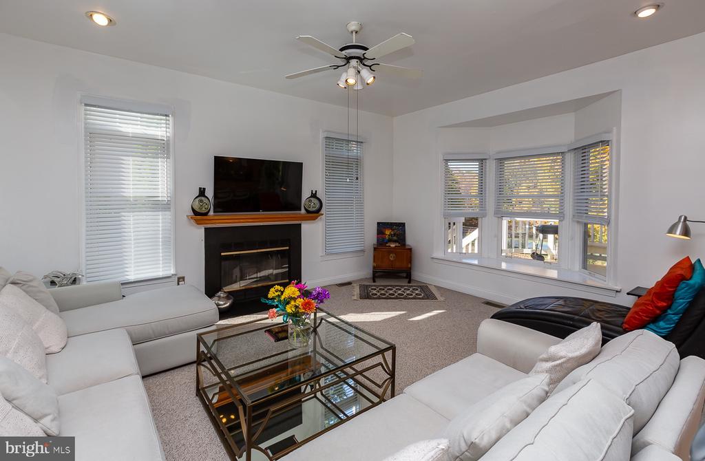 134 Chinaberry Dr