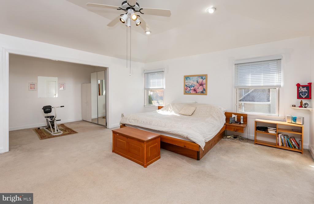 134 Chinaberry Dr