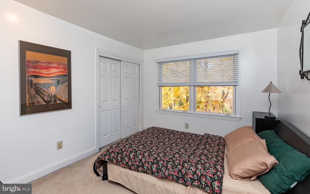 134 Chinaberry Dr