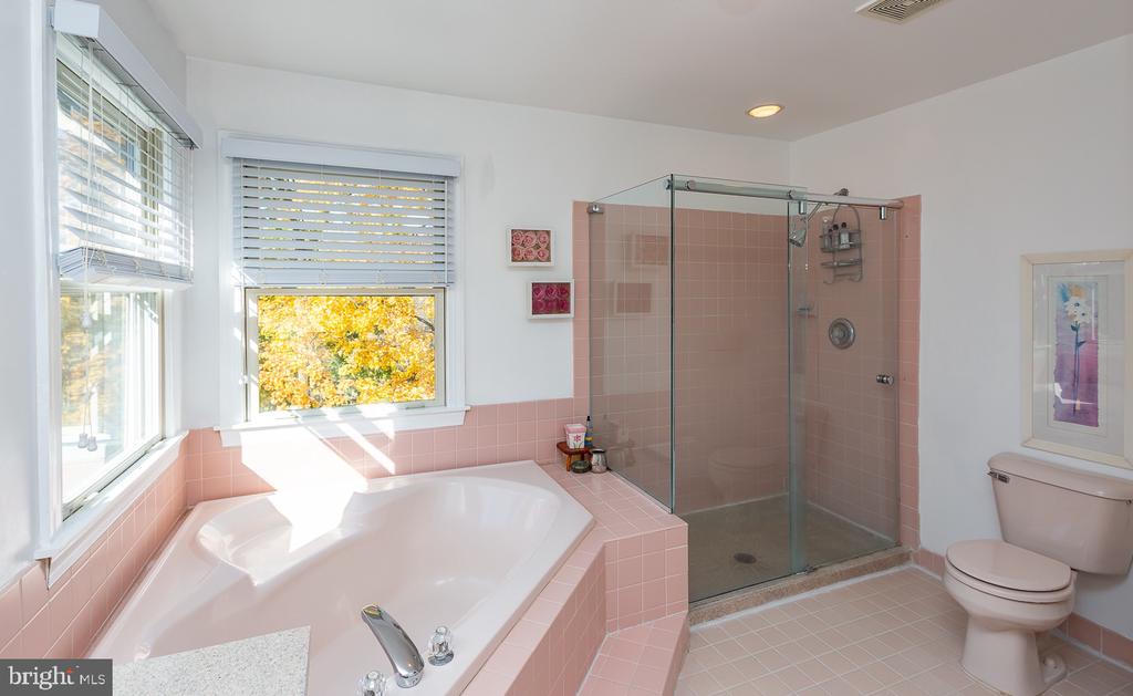 134 Chinaberry Dr