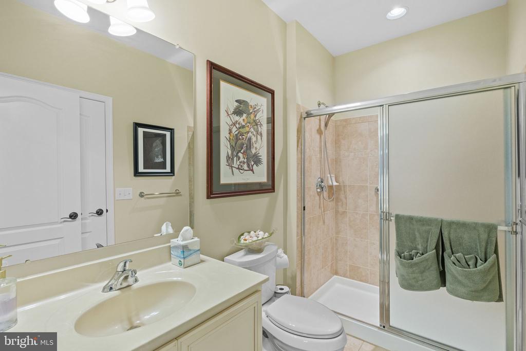 617 Regency Hills Dr