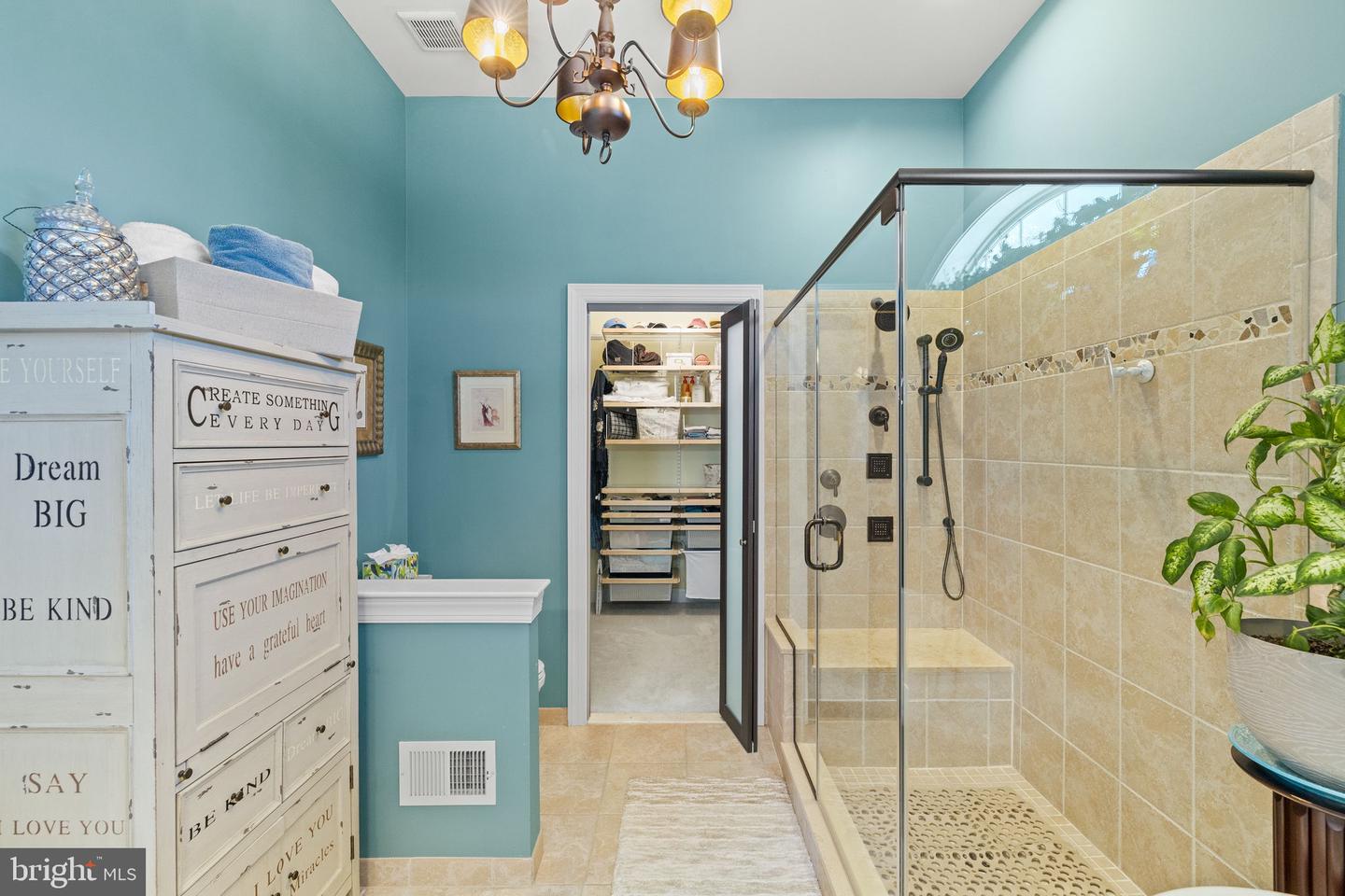 617 Regency Hills Dr