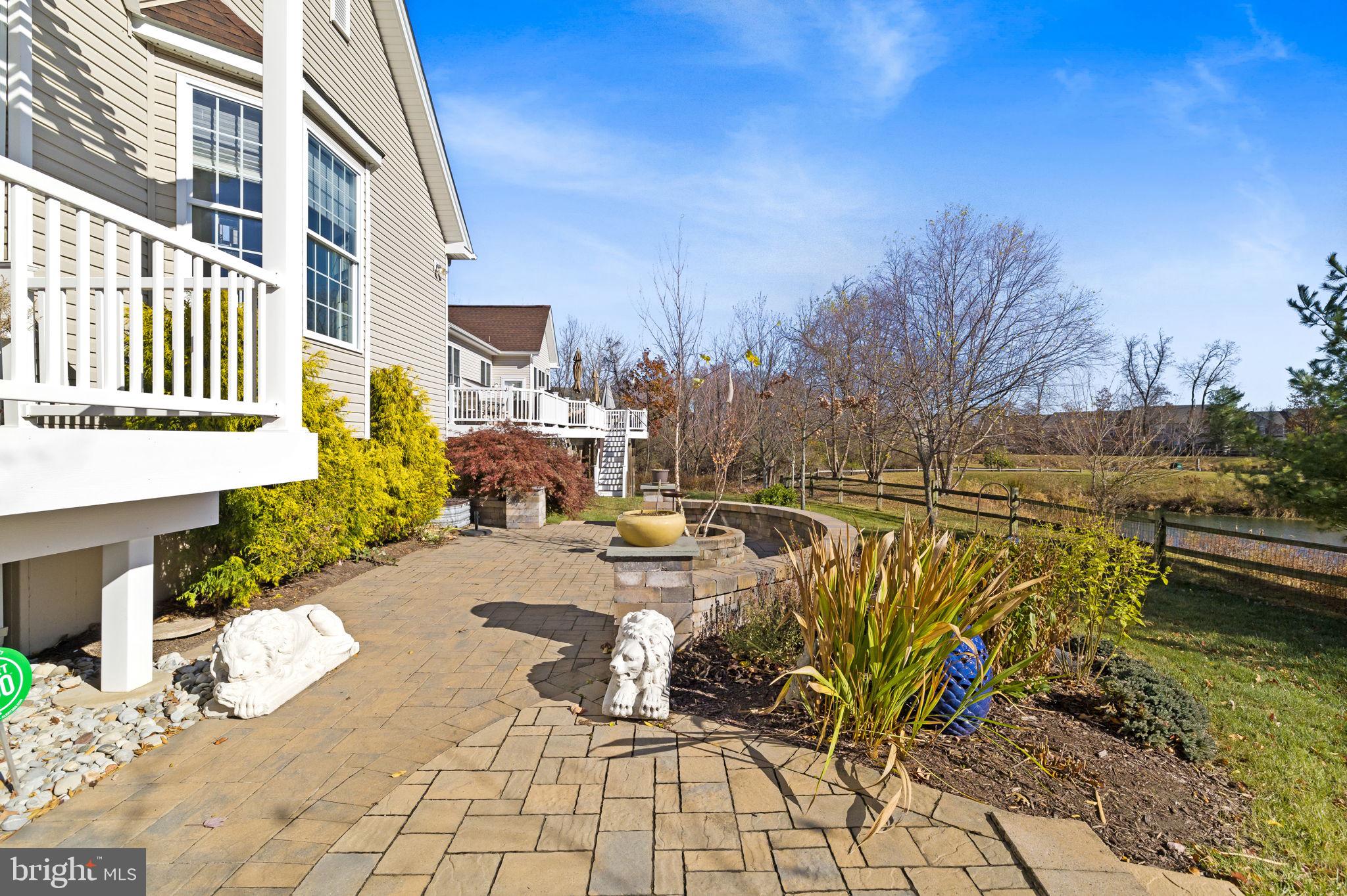 617 Regency Hills Dr