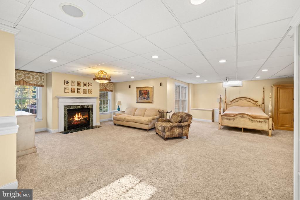 399 Highgate Drive