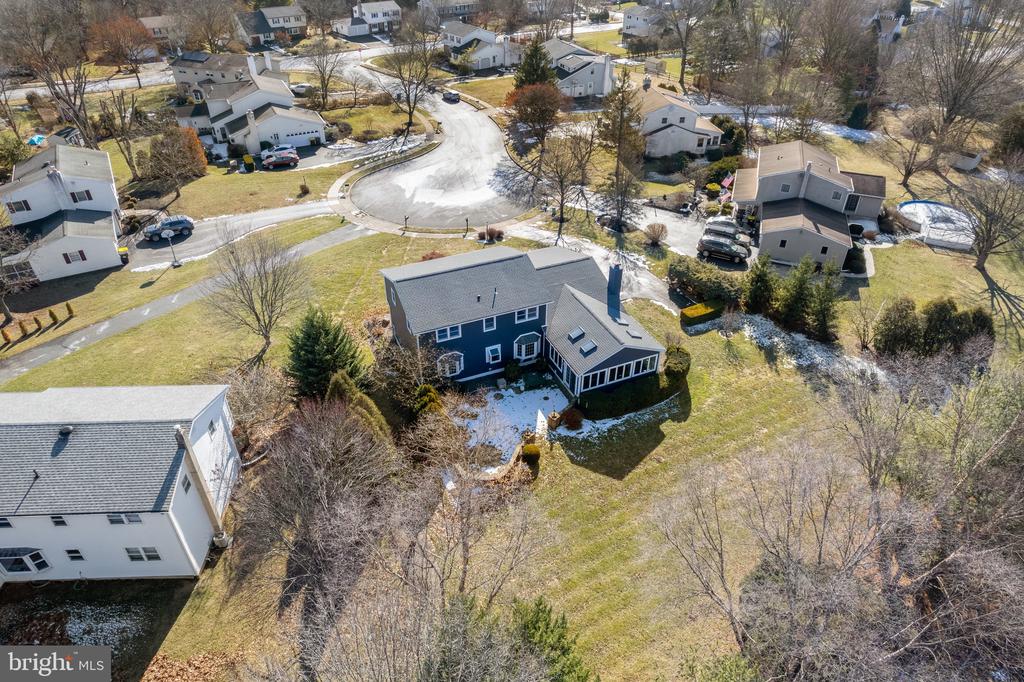 1509 Fairview Way