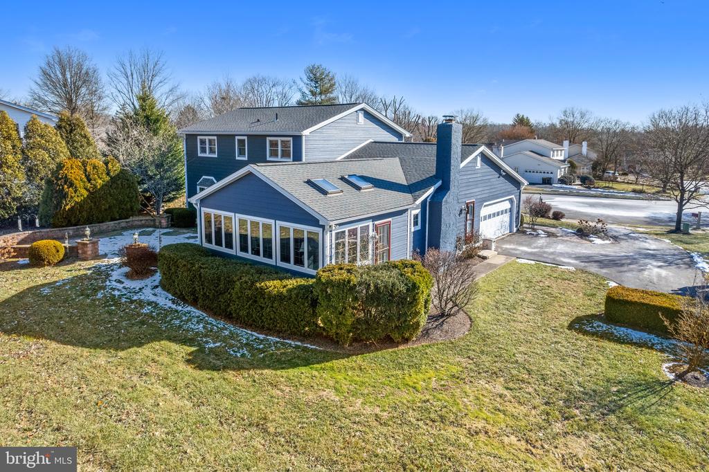 1509 Fairview Way