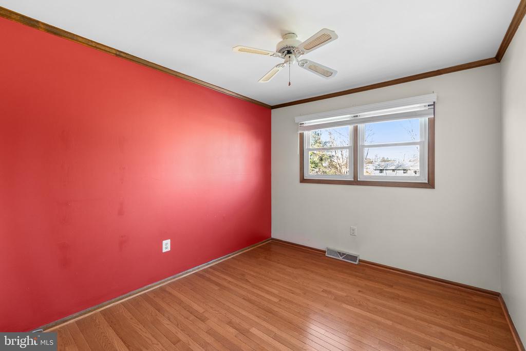 1509 Fairview Way