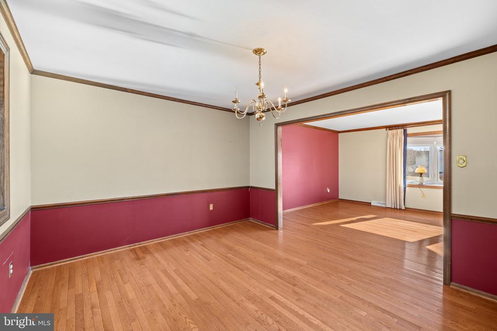 1509 Fairview Way