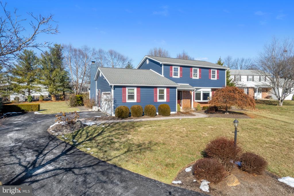 1509 Fairview Way