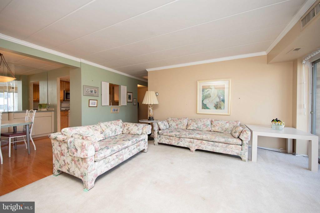 100 West Ave #310-W