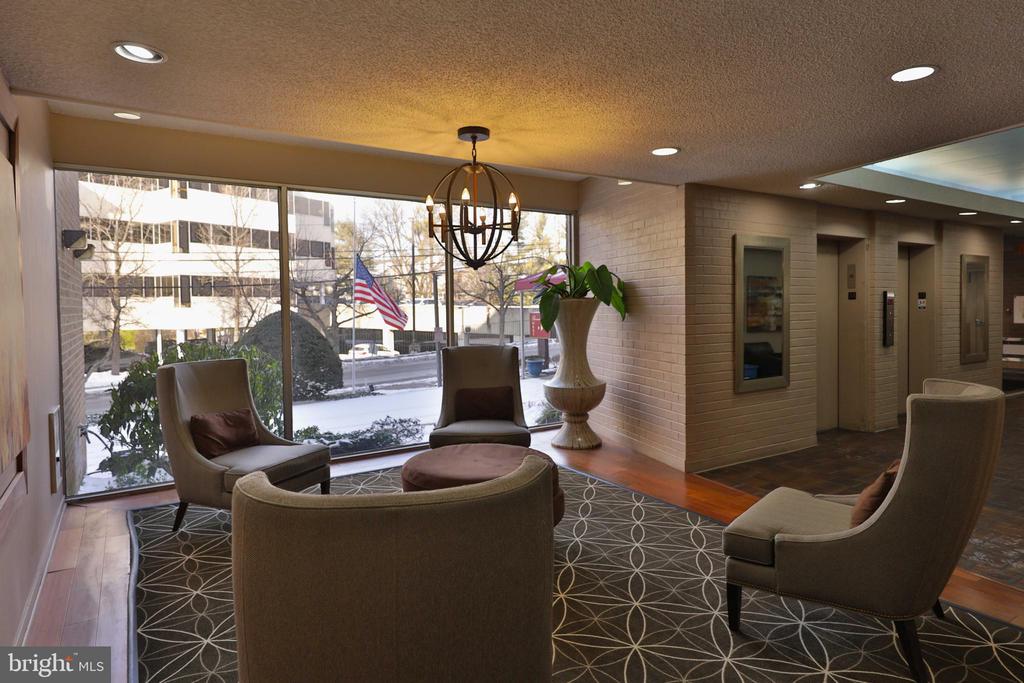 100 West Ave #310-W