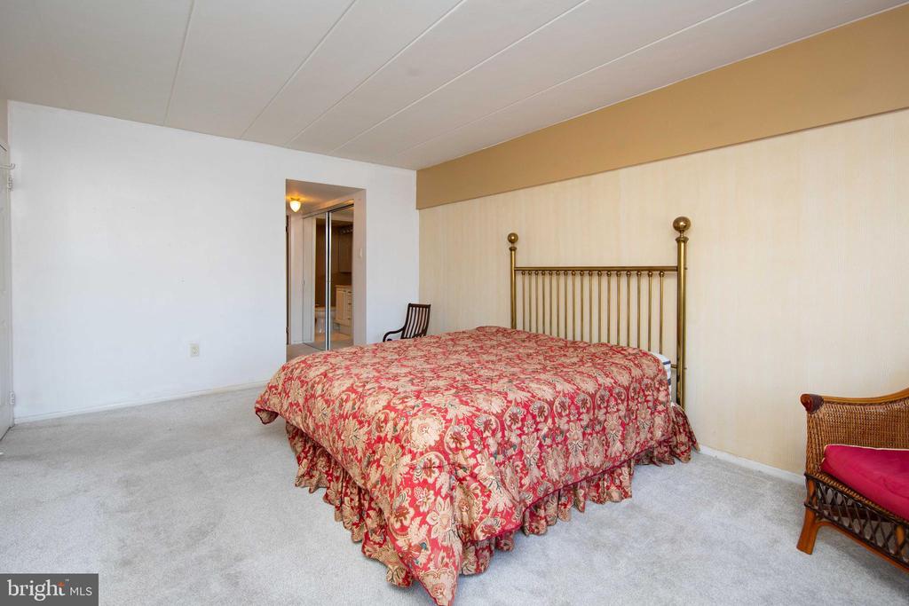 100 West Ave #310-W