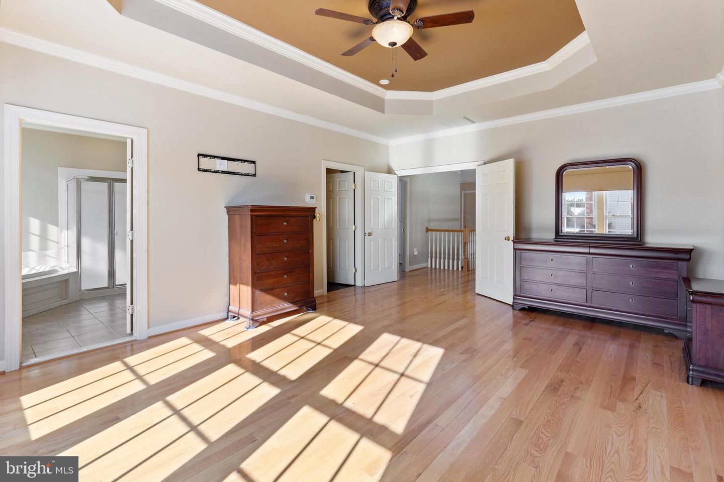 1118 Perry Ln