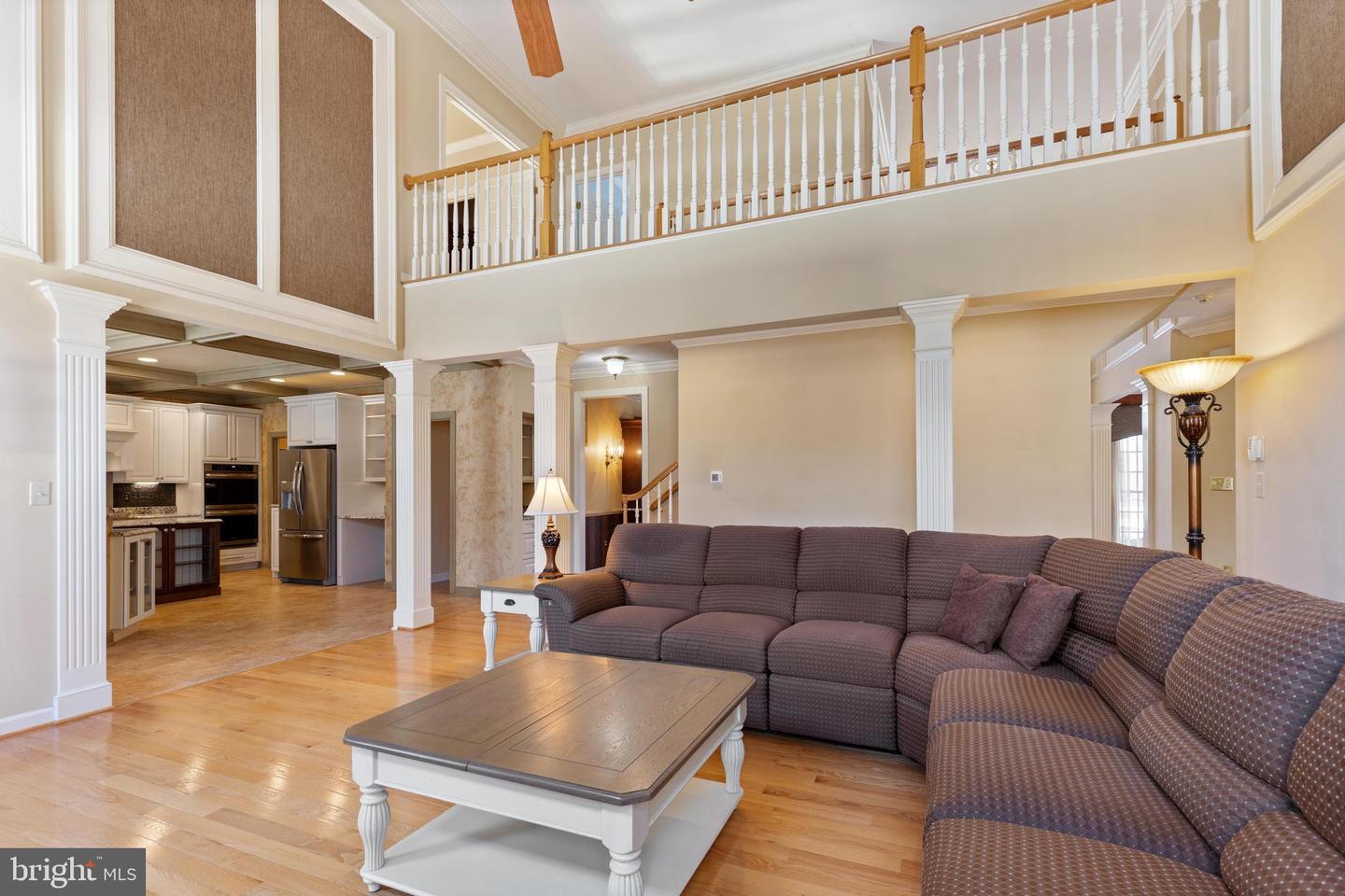 1118 Perry Ln