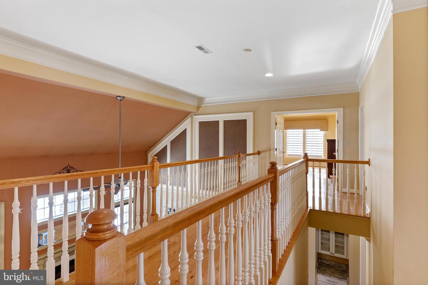 1118 Perry Ln