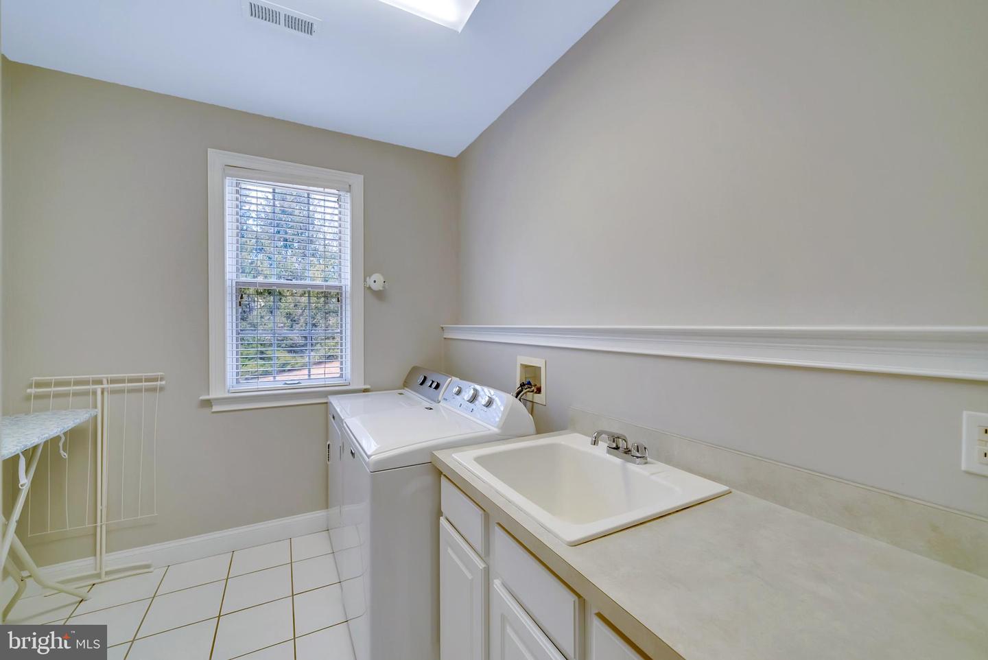 537 Monticello Ln