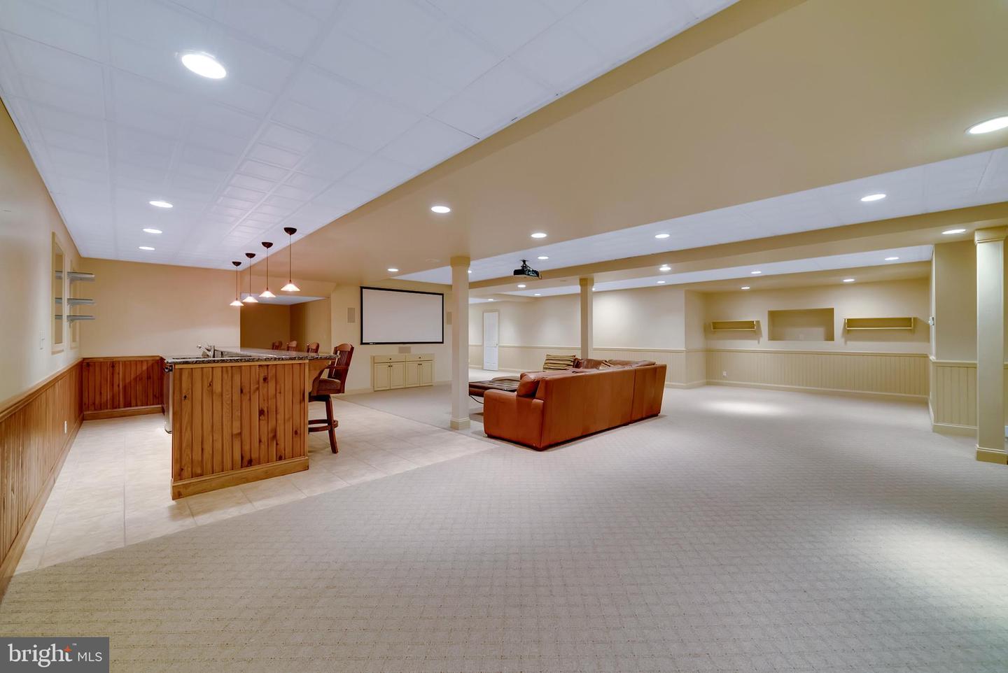 537 Monticello Ln