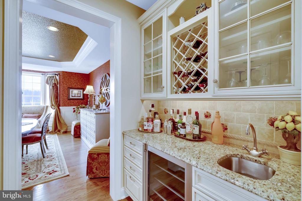 537 Monticello Ln