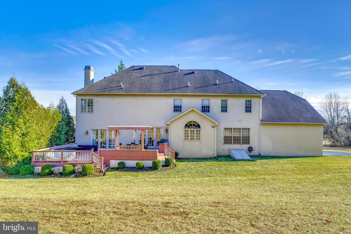 537 Monticello Ln