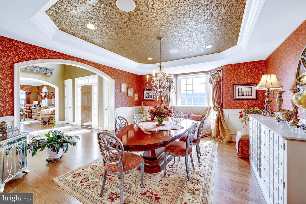 537 Monticello Ln