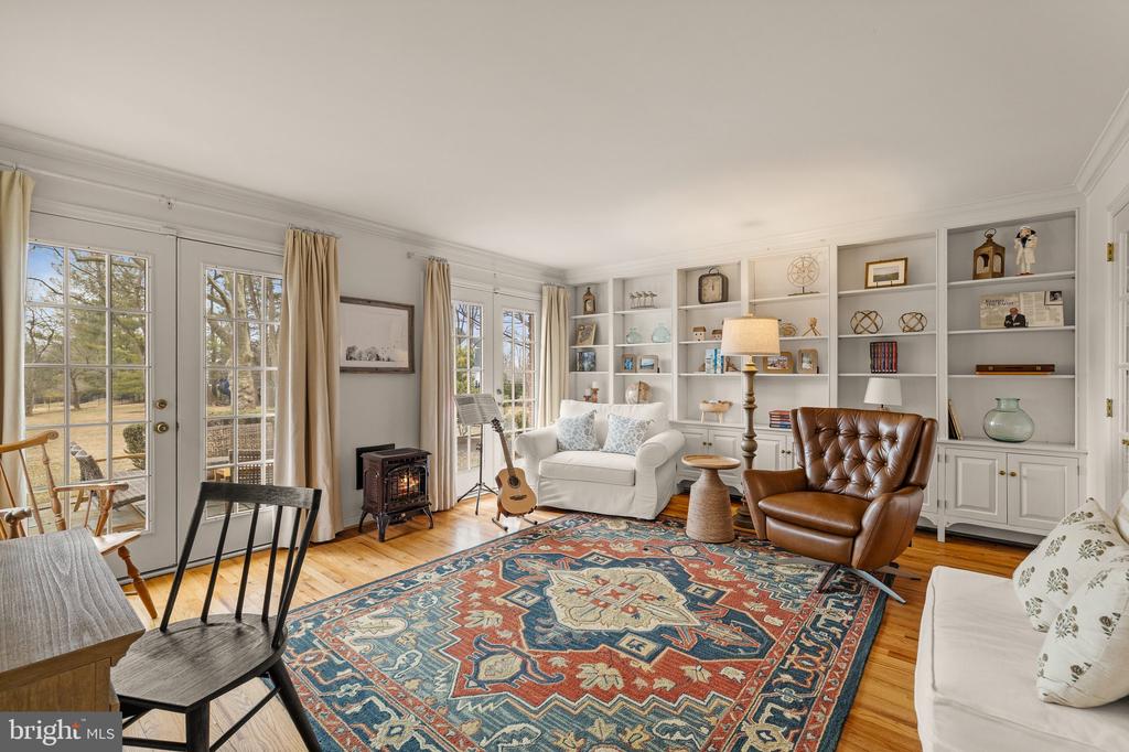 1323 Gypsy Hill