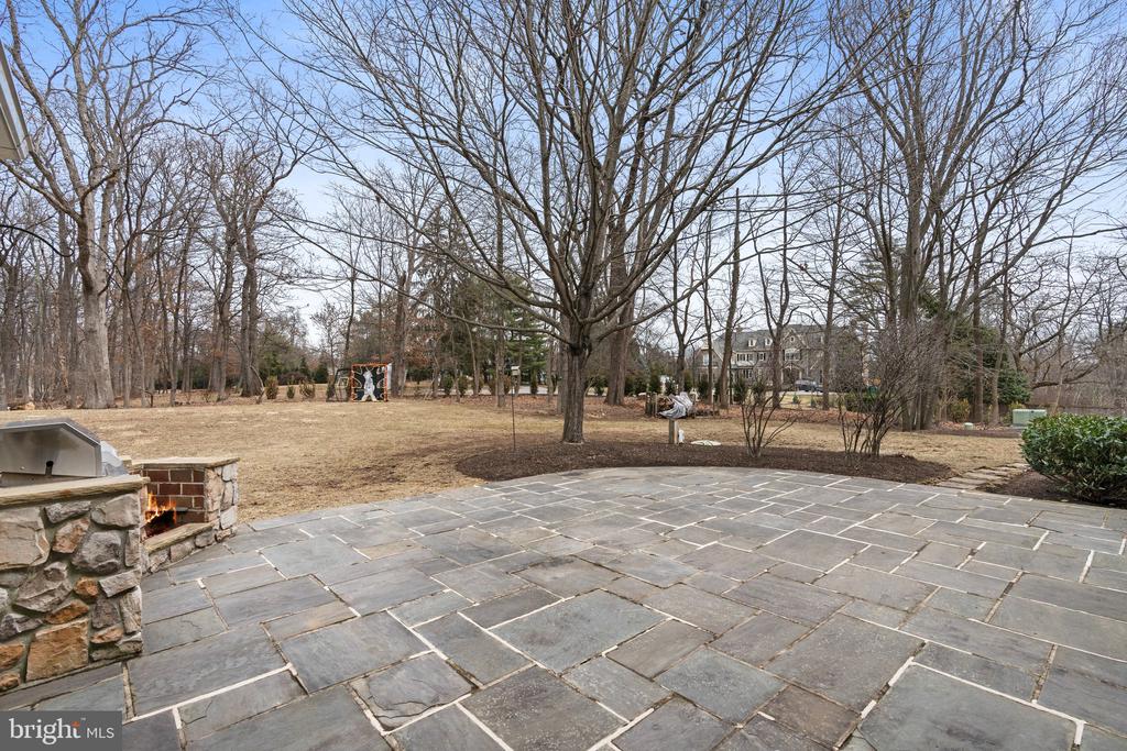 1323 Gypsy Hill