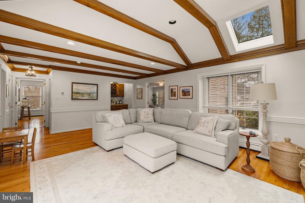 1323 Gypsy Hill