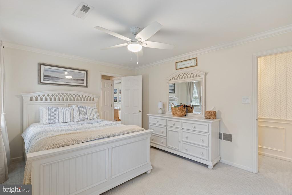 1323 Gypsy Hill