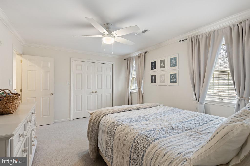 1323 Gypsy Hill