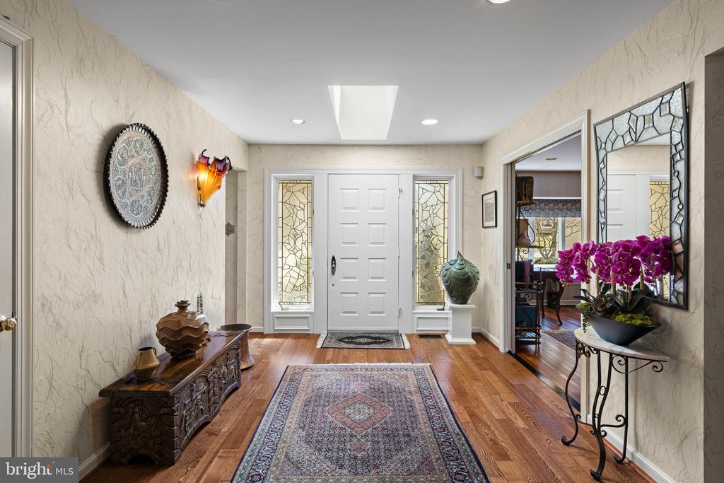 15 Springhouse Ln