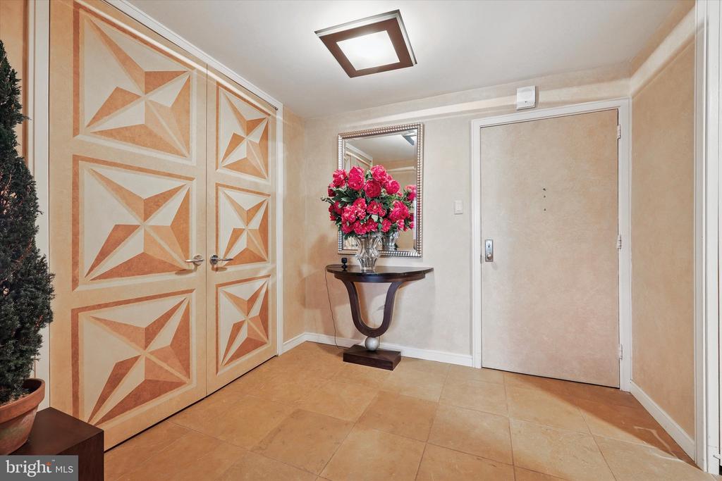 50 Belmont Ave #202